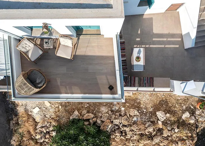 Archangel's Nest- Wings & Hideaway Kos Town