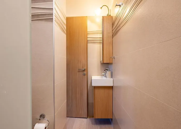 Apartment Archangel's Nest- Wings & Hideaway *