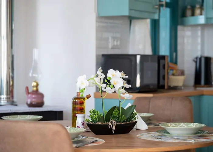 Archangel's Nest- Wings & Hideaway *