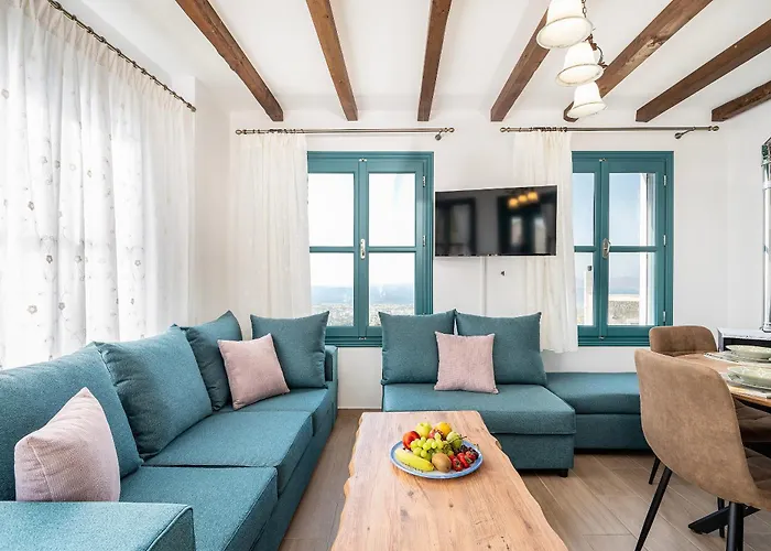 Archangel's Nest- Wings & Hideaway Kos Town